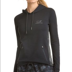 Vineyard vines womens performance hoodie